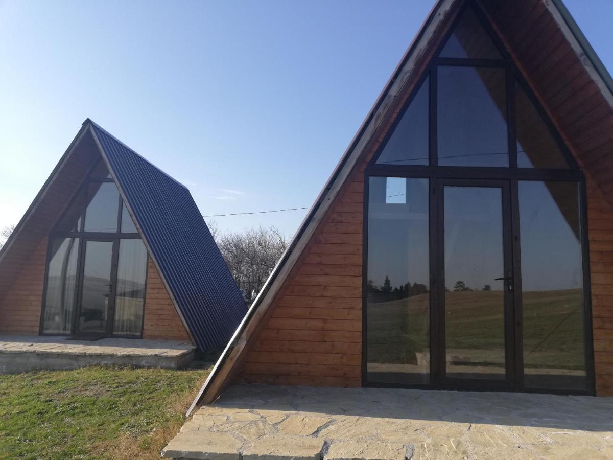 Cottage In Udabno Exterior photo