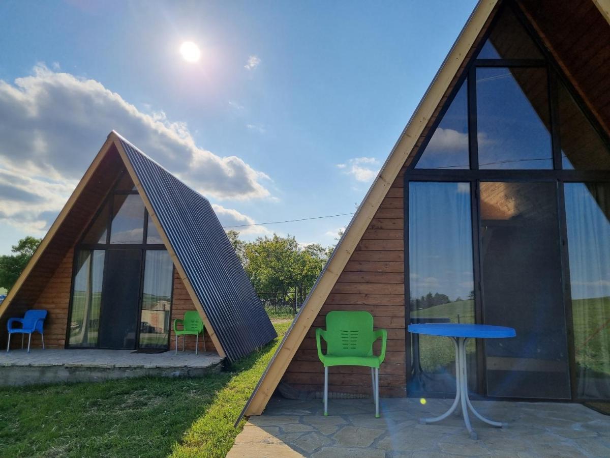 Cottage In Udabno Exterior photo